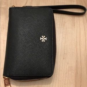 Tory Birch Black Wristlet. NWOT Never Used